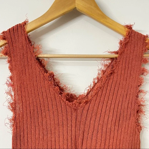 Solid Fringe Trim Tank Top - Picture 3 of 5